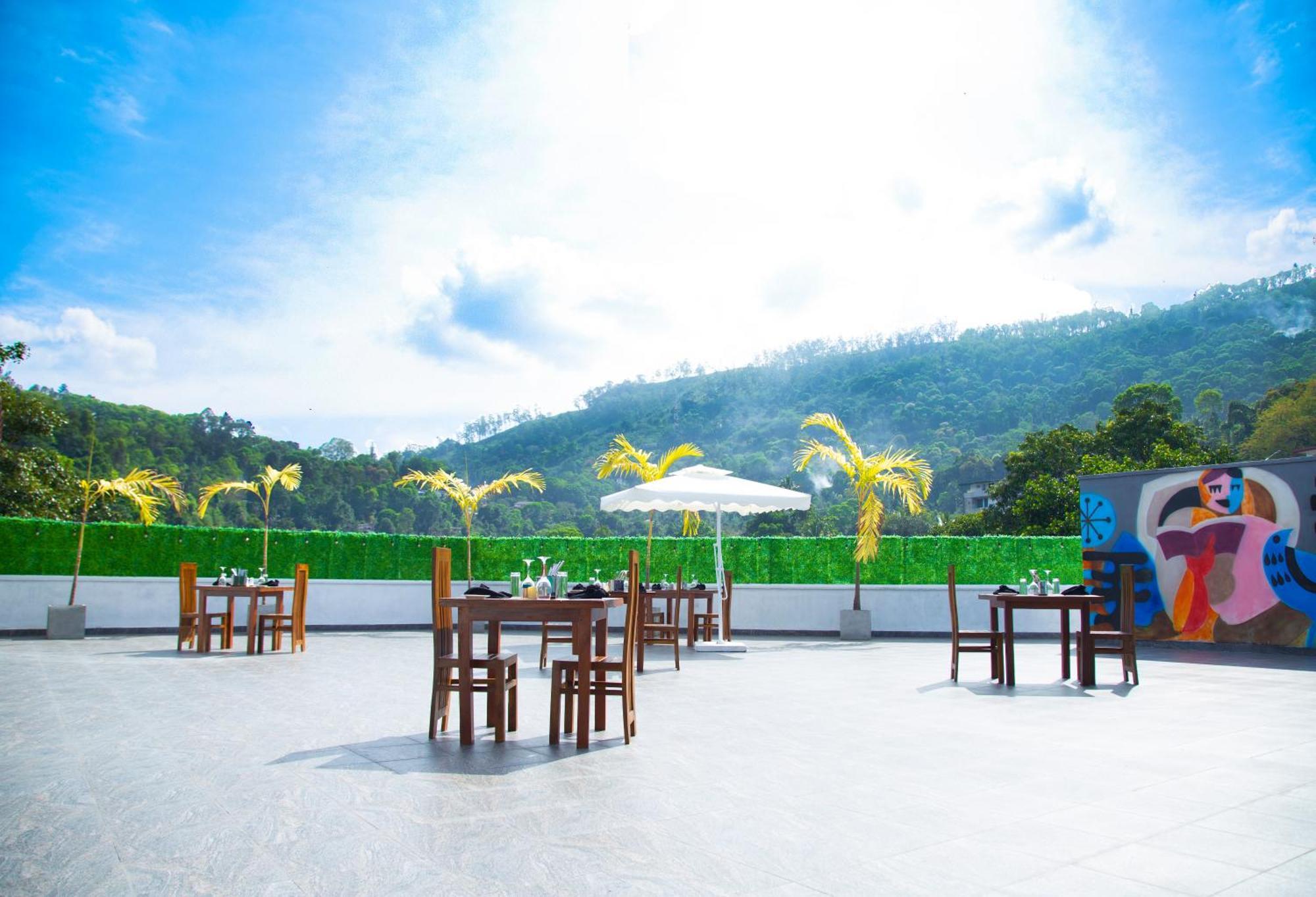 Crown Regency- Badulla酒店 外观 照片